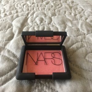 NIB Nars blush in Orgasm, mini size .12 oz